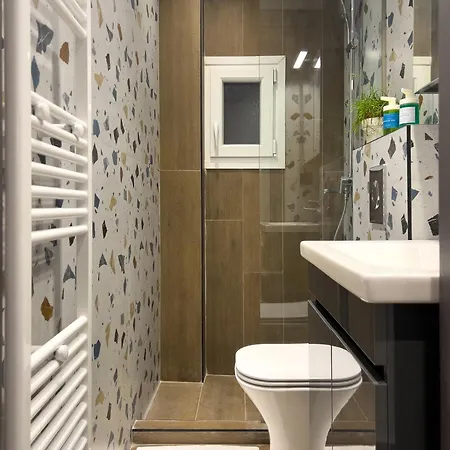 Homevision Modern Central Lejlighed